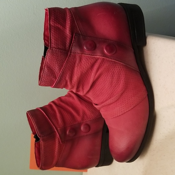Miz Mooz Sallie Leather Boots. BNWT. Never worn. Perfect condition. - Picture 12 of 12